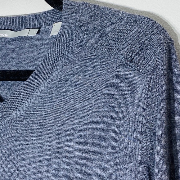 VINCE**Fine Wool Knit Gray Sweater**Small $275 - Picture 3 of 5